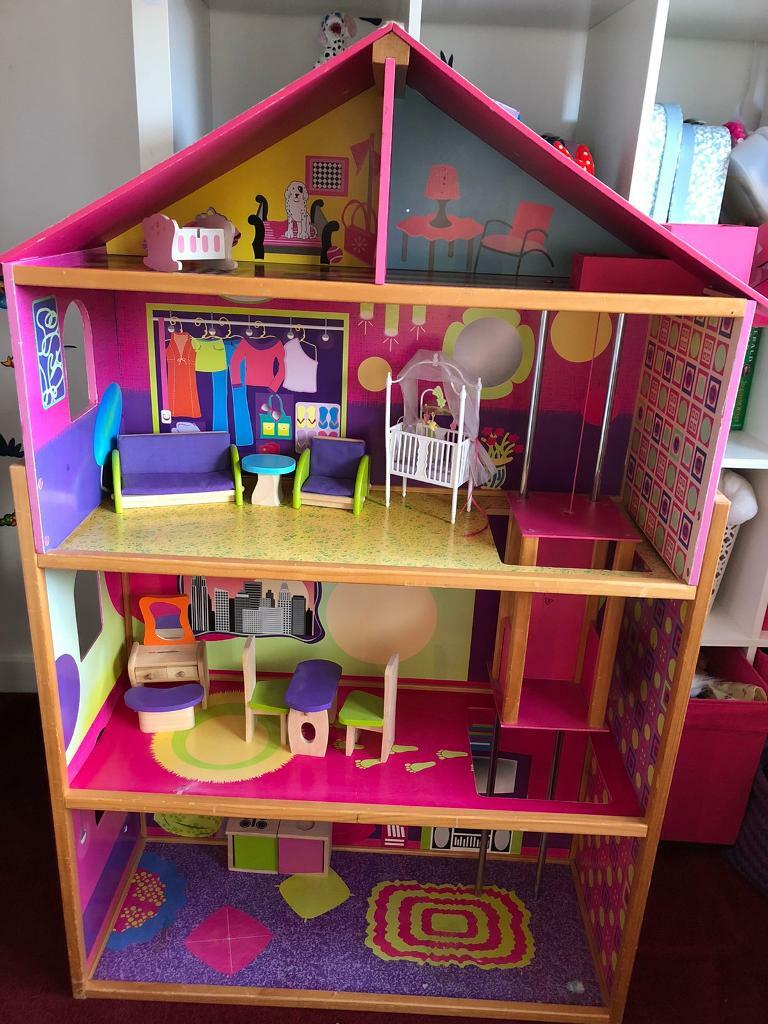 gumtree wooden dolls house